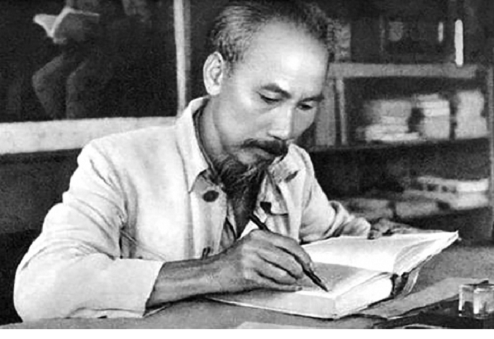 Kỉ niệm 74 năm ngày Chủ tịch Hồ Chí Minh ra lời kêu gọi thi đua ái quốc (11/6/1948 – 11/6/2022)